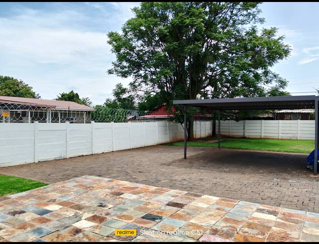 67M² BUSINESS TO LET IN DALVIEW
